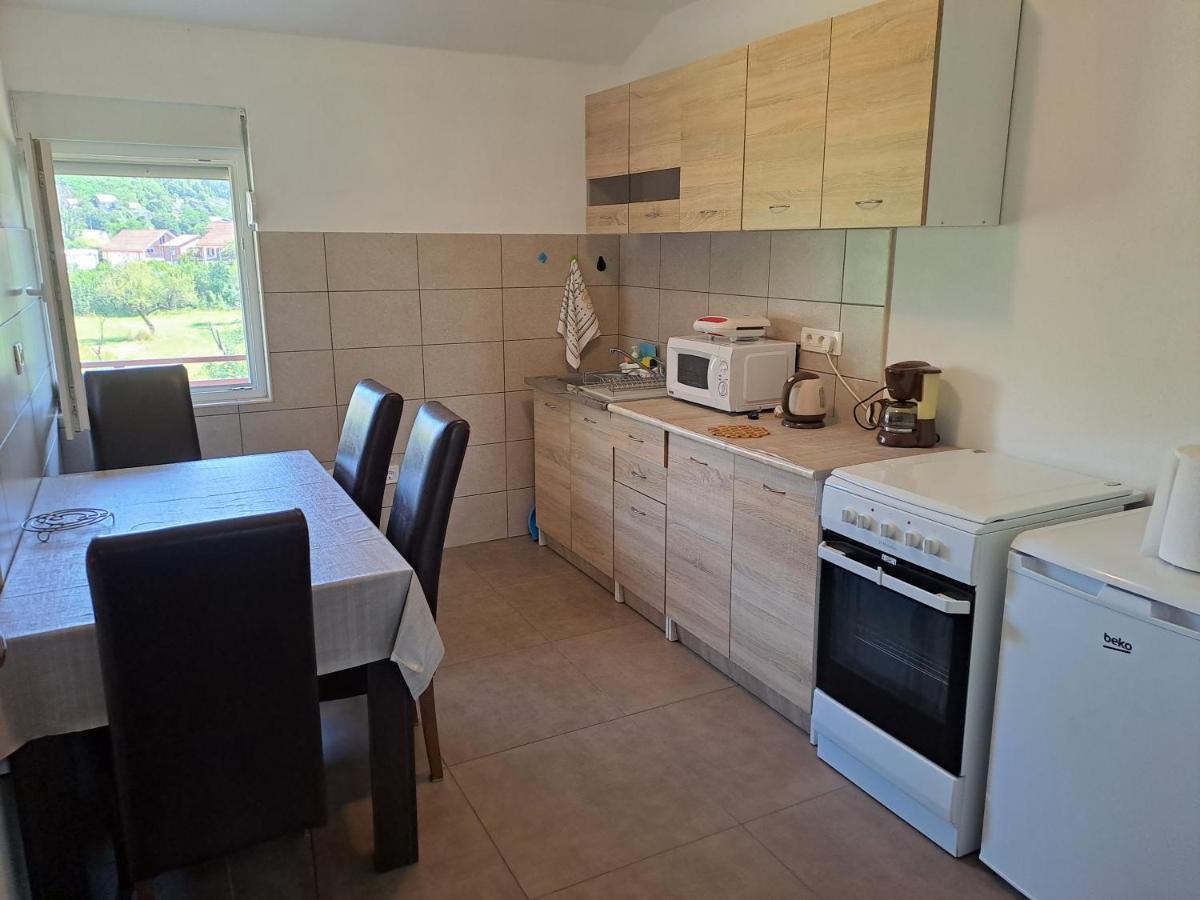 Apartments Mirkovic Τσέτινιε Εξωτερικό φωτογραφία