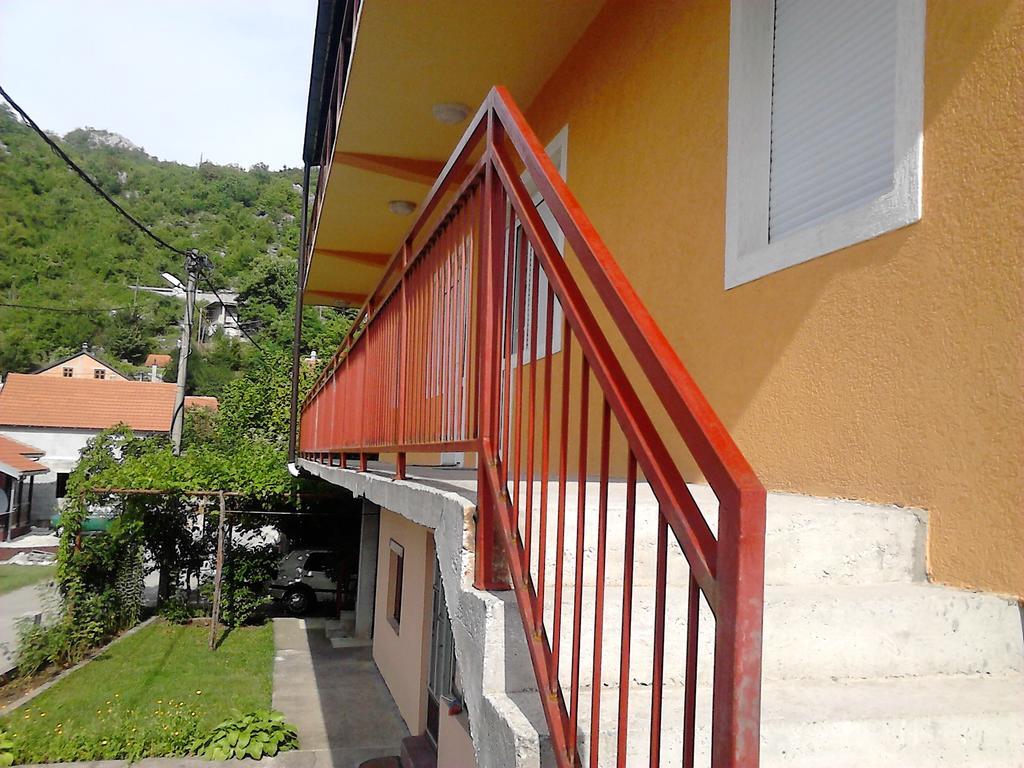 Apartments Mirkovic Τσέτινιε Εξωτερικό φωτογραφία