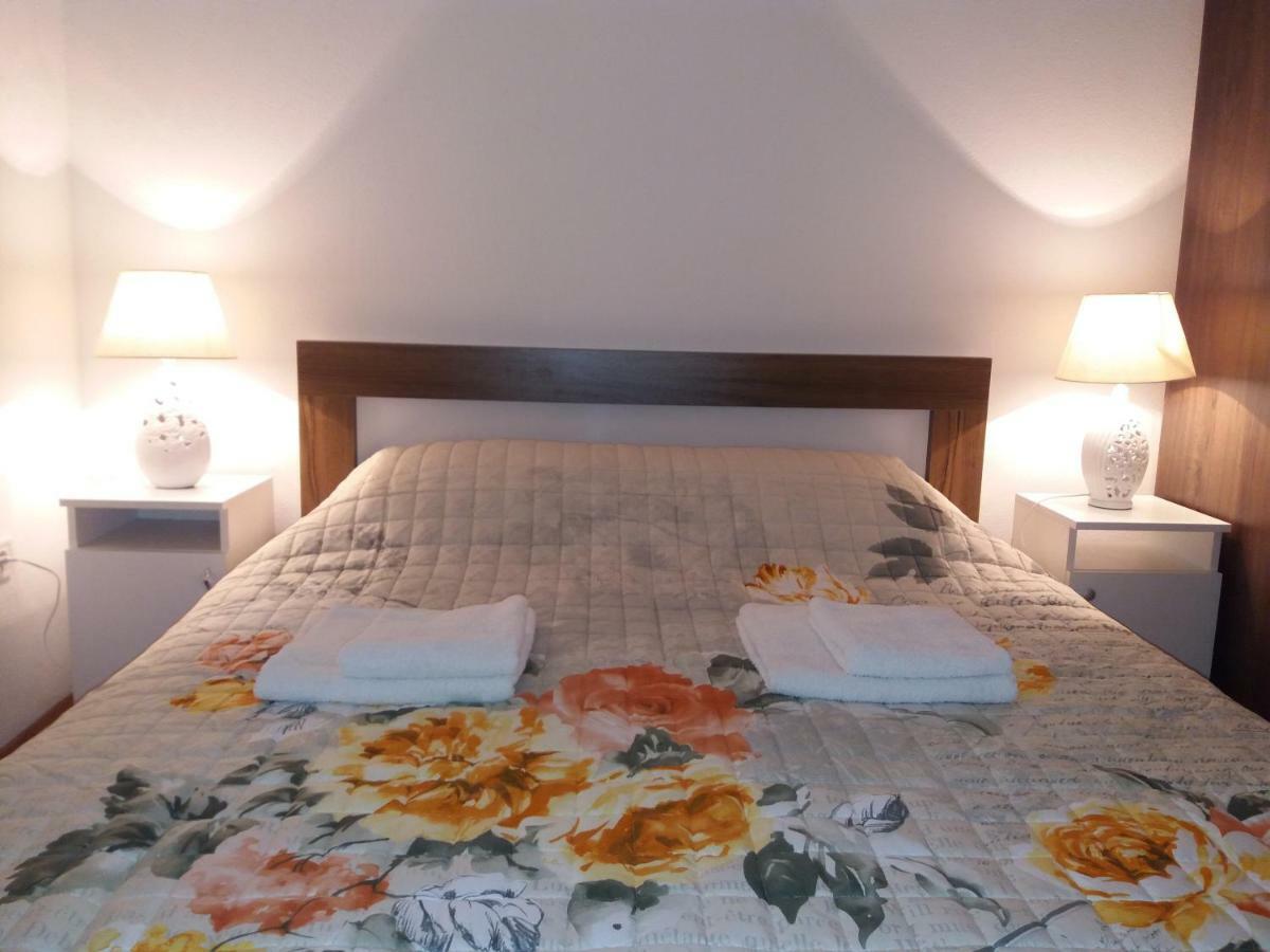 Apartments Mirkovic Τσέτινιε Εξωτερικό φωτογραφία