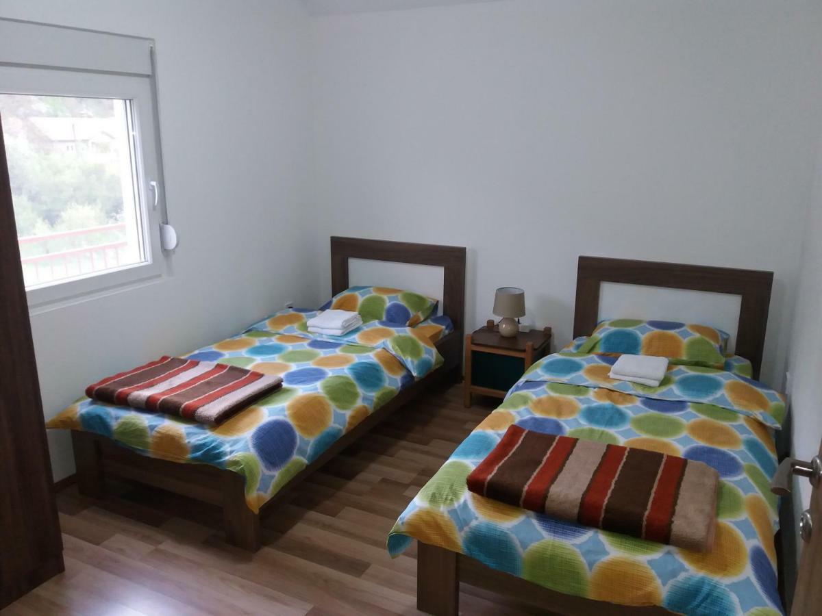 Apartments Mirkovic Τσέτινιε Εξωτερικό φωτογραφία