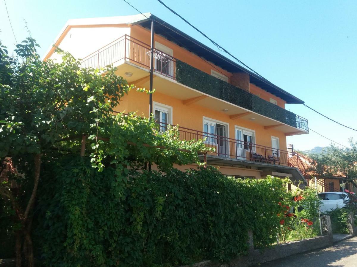 Apartments Mirkovic Τσέτινιε Εξωτερικό φωτογραφία